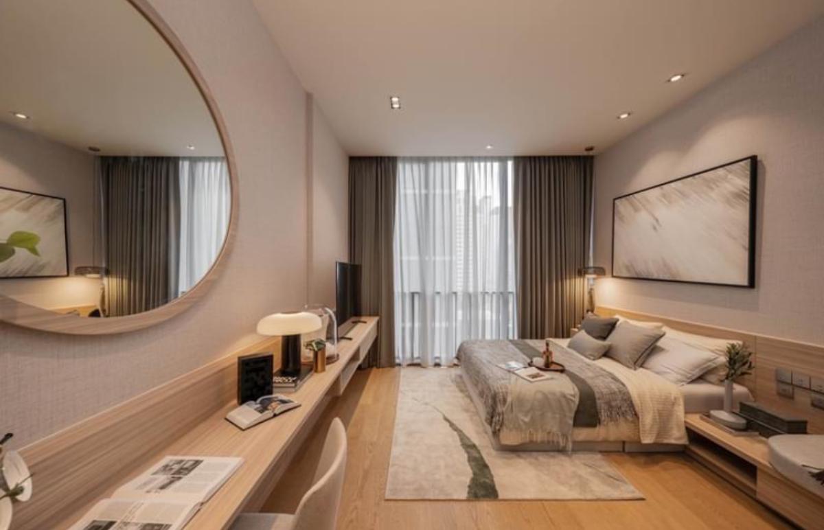 CD00033 - 28 Chidlom :  28 ชิดลม - BTS Chidlom / CentralWorld / BTS Phloenchit Loading...