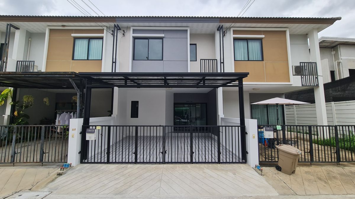 ขายทาวน์โฮมลาดกระบัง สุวรรณภูมิ : S338 🏡 ขายทาวน์เฮาส์ 2 ชั้น หมู่บ้านเดอะฟอร์จูน สุวรรณภูมิ เพียง 2,350,000 บาท รวมโอนแล้ว