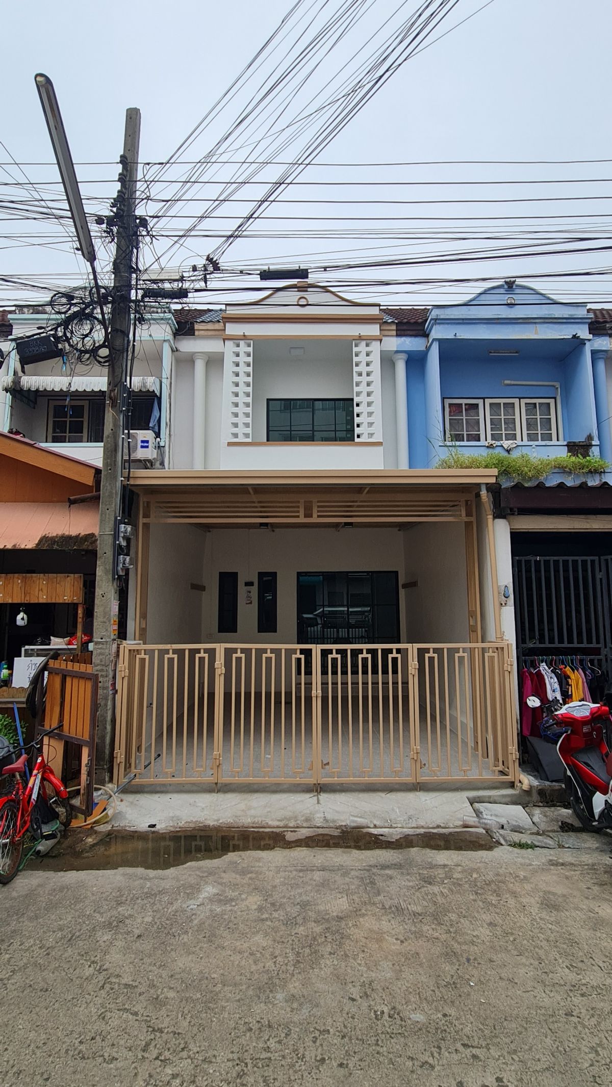 ขายทาวน์โฮมนวมินทร์ รามอินทรา : S340 🏡 ขายทาวน์เฮาส์ 2 ชั้น หมู่บ้านอินทราวิว ถนนพระยาสุเรนทร์ 19  เพียง 1,790,000 บาท รวมโอนแล้ว