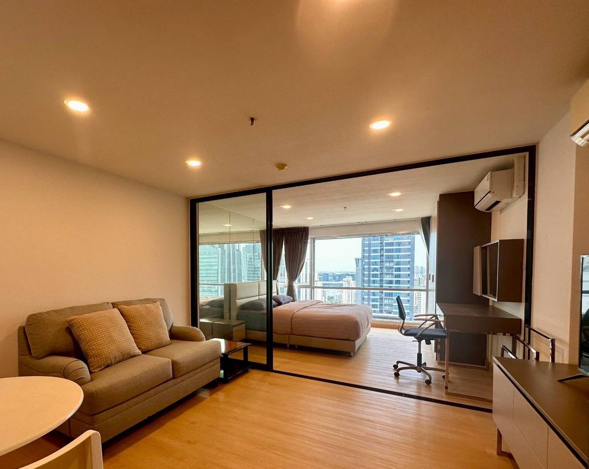 ให้เช่าคอนโดนานา : for rent sukhumvit suite 1 bed super deal🌈⭐️ renovated room
