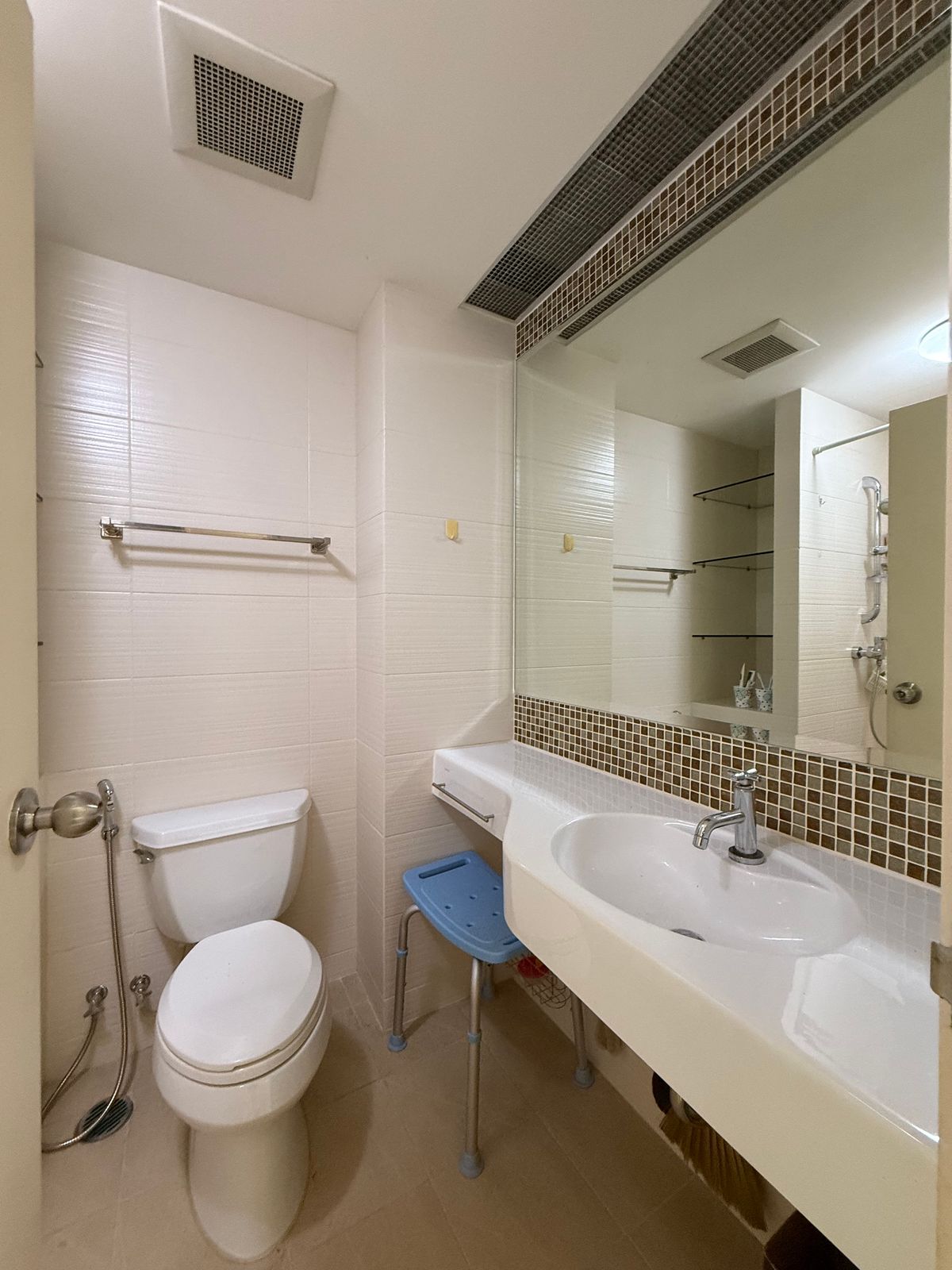 For SaleCondoKasetsart, Ratchayothin : [Condo corner for sale] Centric Scene Ratchavipha (Sentric Ceremony Ratchawipha), size 68.49 sq.m., 17th floor, Building B Room Rim