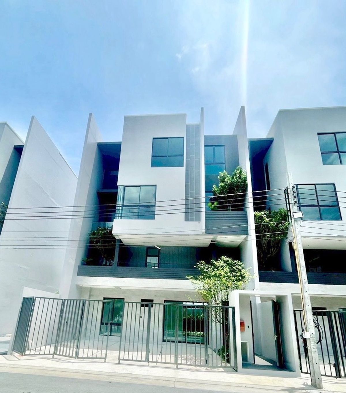 For RentHome OfficeLadkrabang, Suwannaphum Airport : Rental of the Krungthep Krungthep Ring 2