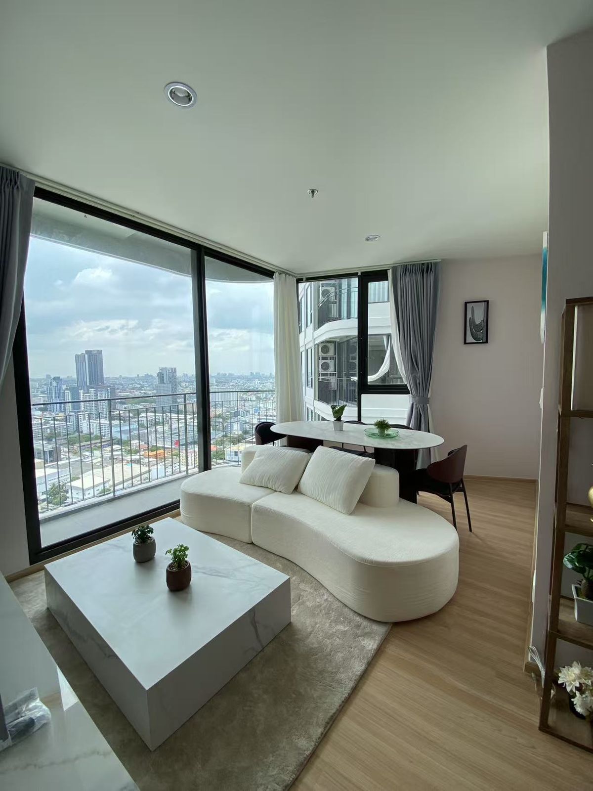 ให้เช่าคอนโดอ่อนนุช อุดมสุข : Skyrise Avenue Skuhumvit 64  2bedrooms, 2bathrooms for rent