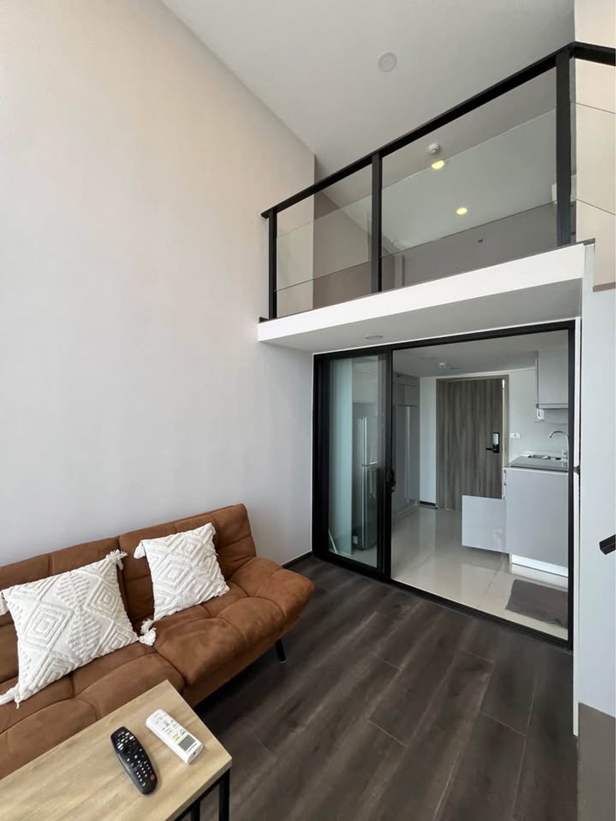 ให้เช่าคอนโดเกษตรศาสตร์ รัชโยธิน : Rent Knightsbridge Space Ratchayothin 1 bedroom 1 bathroom 37 Sqm. ห้องสวย พร้อมเข้าอยู่ เฟอร์นิเจอร์ครบ ติด BTS พหลโยธิน 24 