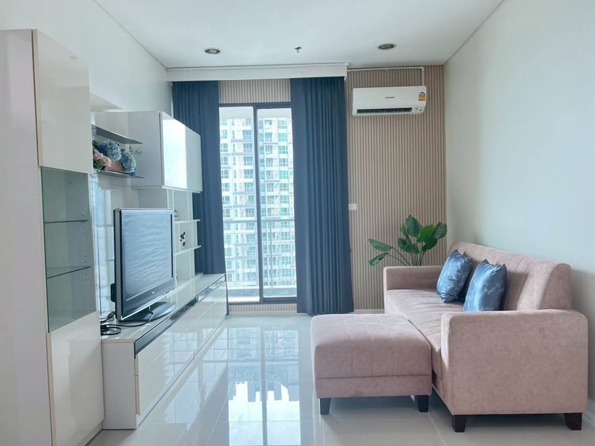 ให้เช่าคอนโดพระราม 9 เพชรบุรีตัดใหม่ RCA : Villa Asoke / 1 Bedroom (FOR RENT), วิลล่า อโศก / 1 ห้องนอน (เช่า) F420