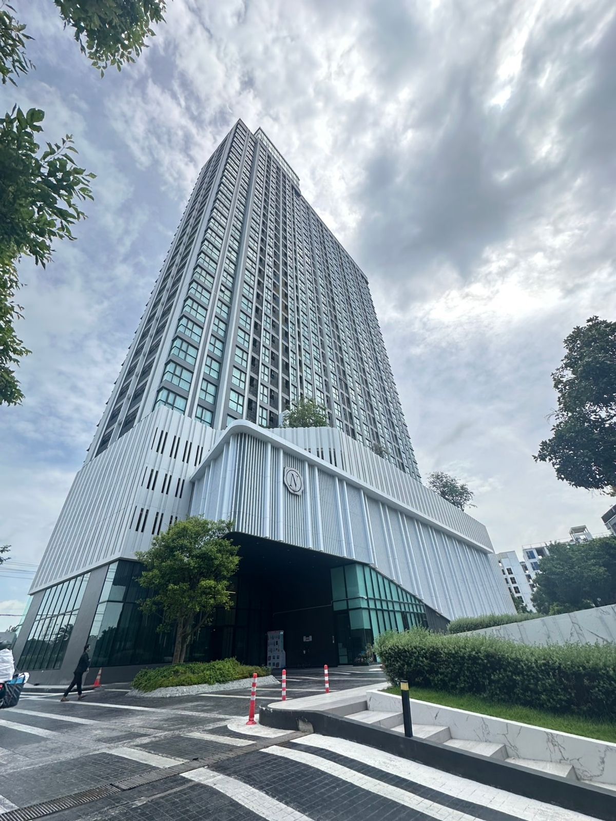 For SaleCondoRayong : Secondhand room, the owner hurried to sell !!!!!    Installment of only 5xxx baht/month, get a beautiful view room Angel room