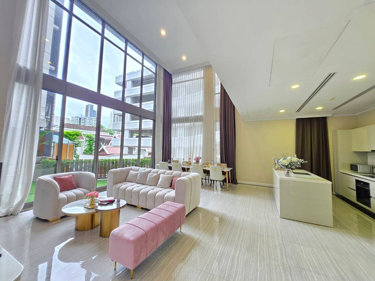 For SaleHouseSukhumvit, Asoke, Thonglor : Luxury detached house 7 floors with lifts and private pools 3 minutes from BTS Phrom Phongsanit Kasetkhong Lo EmQuartier