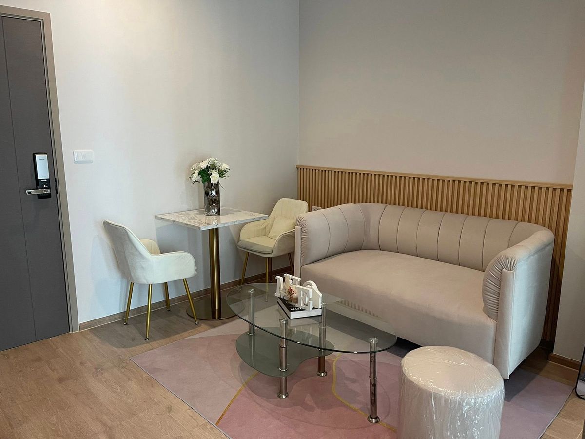 For RentCondoRama9, Petchburi, RCA : Rent RR555 Ideo Rama9-ASOKE. Beautiful room, full furniture near the MRT Rama 9