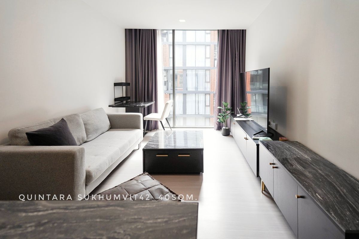 ให้เช่าคอนโดสุขุมวิท อโศก ทองหล่อ : Room for RENT at Quintara Treehaus Sukhumvit 42 pool view only 22,000/month, near BTS Phrakanong and Ekkamai 
