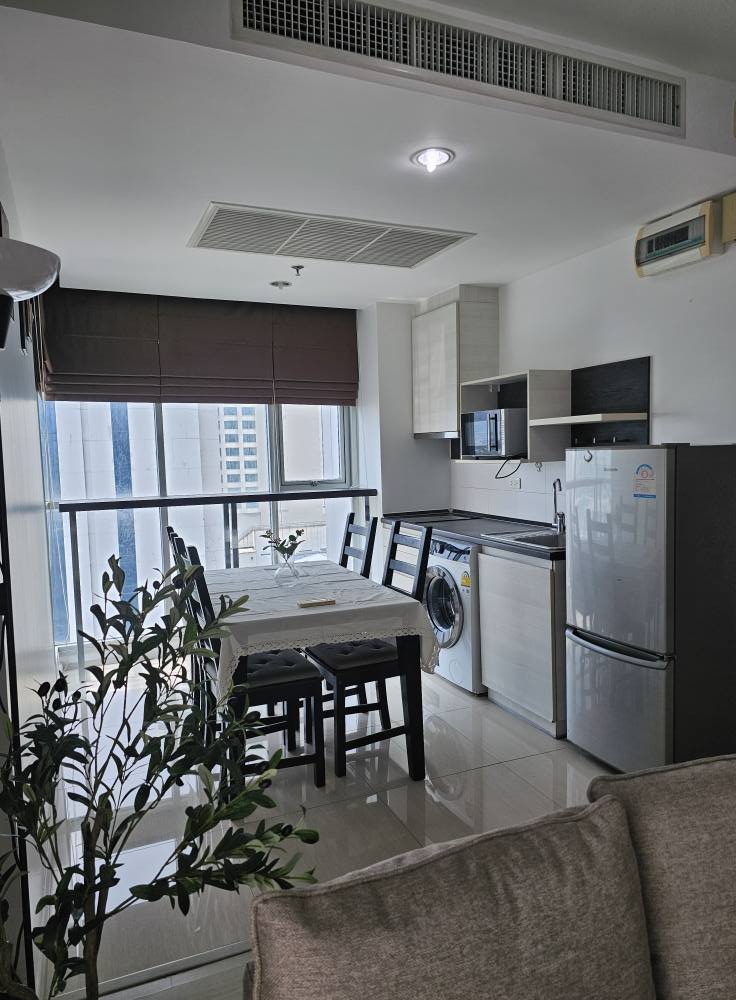 ให้เช่าคอนโดรัชดา ห้วยขวาง : 🔥ให้เช่าด่วน🔥ไลฟ์ รัชดาภิเษก ใกล้ MRT ห้วยขวาง เฟอร์นิเจอร์ครบ พร้อมเข้าอยู่