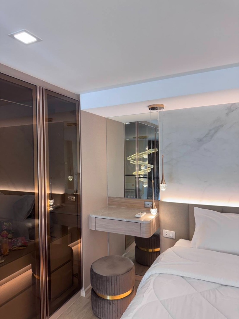 ให้เช่าคอนโดพัฒนาการ ศรีนครินทร์ : 🔥ให้เช่าด่วน🔥เดอะริช พระราม 9 – ศรีนครินทร์ ใกล้ Airport Link หัวหมาก รถไฟฟ้าสายสีเหลืองสถานีพัฒนาการ เฟอร์นิเจอร์ครบ พร้อมเข้าอยู่