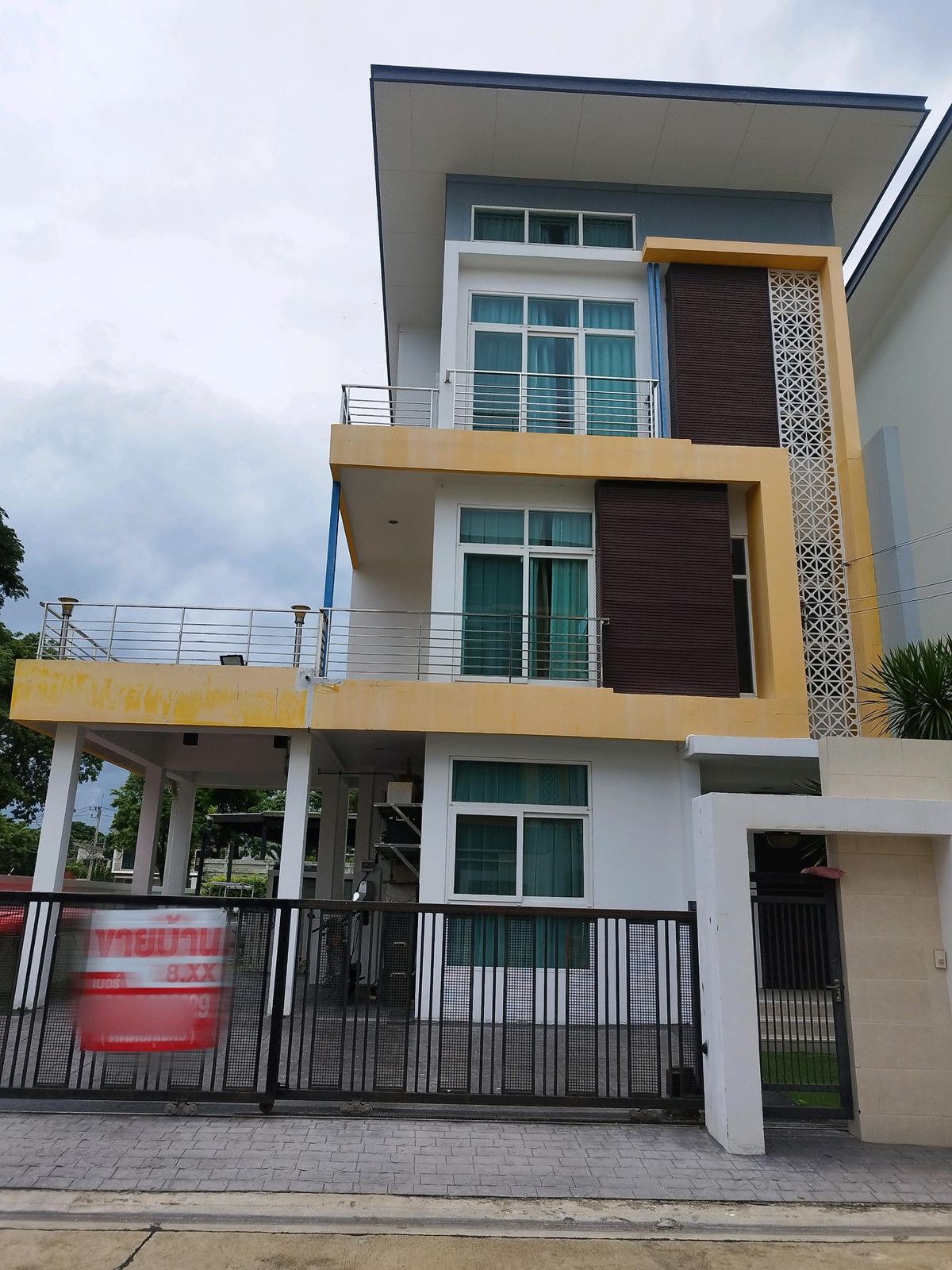 For SaleHome OfficePhutthamonthon, Salaya : 🌇 Sell 💥💥Sale💥💥 Home Office 3 -story corner of the garden @Baan Suan Suan Project with Forest Electricity Forest 📲or Line: 0616395225