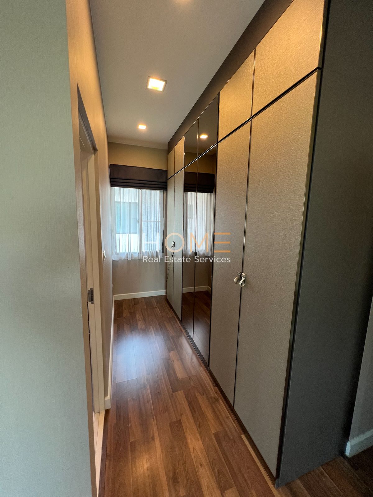 ขายบ้านพระราม 5 ราชพฤกษ์ บางกรวย : บ้านเดี่ยว มัณฑนา แจ้งวัฒนะ - ราชพฤกษ์ / 3 ห้องนอน (ขายพร้อมผู้เช่า), Manthana Chaengwattana - Ratchaphruek / Detached House 3 Bedrooms (SALE WITH TENENT) AOM001