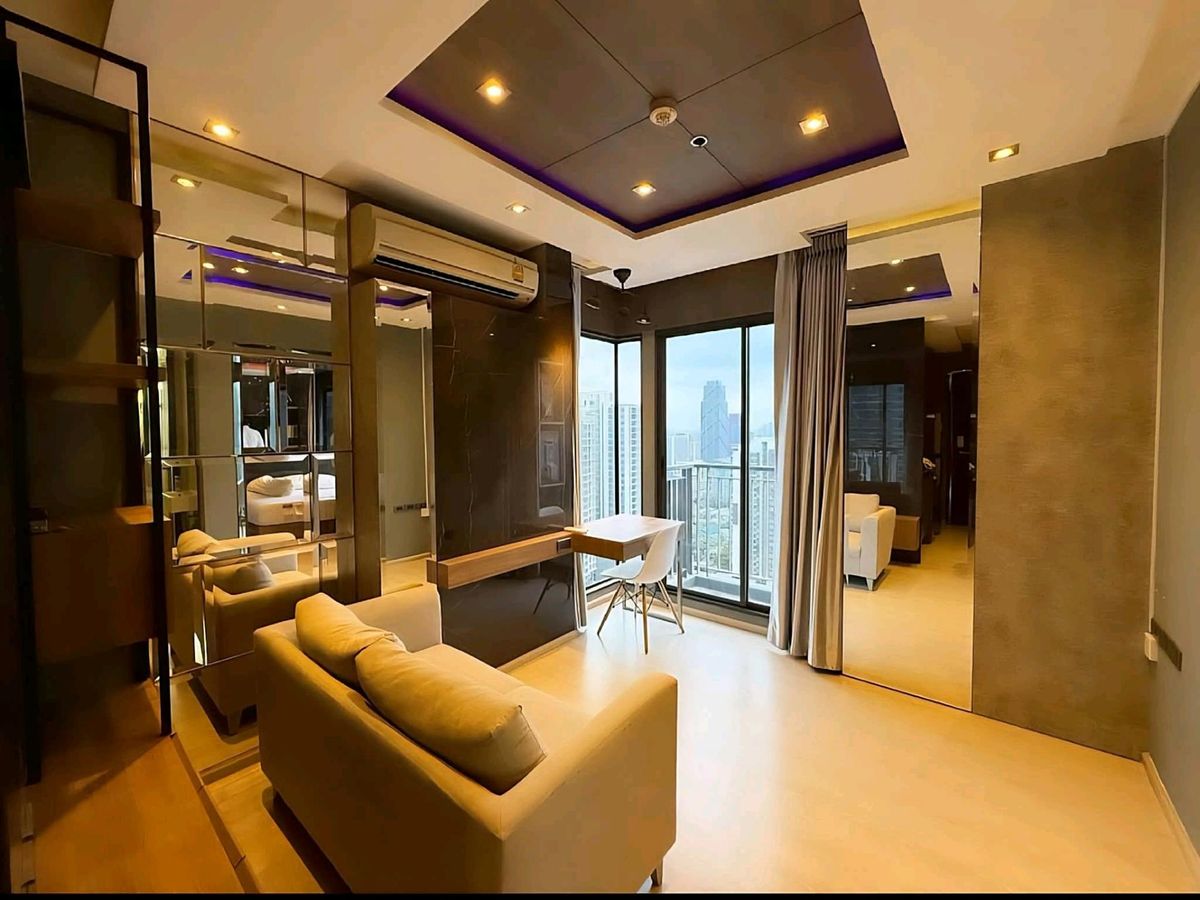 คอนโดพระราม 9 เพชรบุรีตัดใหม่ RCA : Rhythm Asoke ชั้น 29 | ห่างจาก MRT พระราม 9 เพียง 350 เมตร
.