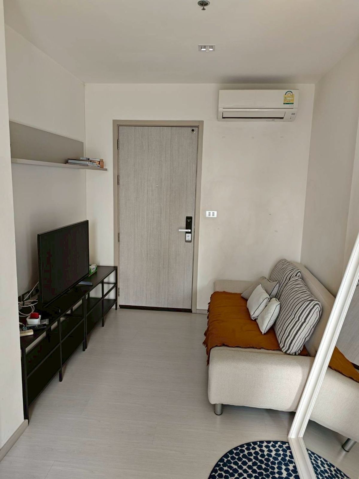 For RentCondoSukhumvit, Asoke, Thonglor : (For Rent)  Good Price! 1 Bed 1 Bath 34 Sqm. Fully furnished - READY TO MOVE IN