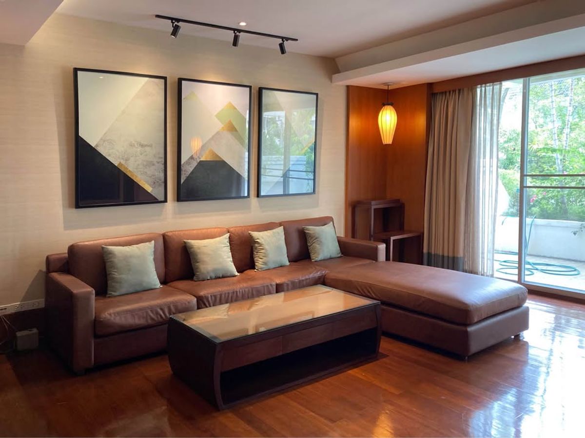 ให้เช่าทาวน์โฮมสุขุมวิท อโศก ทองหล่อ : ทาวน์เฮาส์โอเอซิสสระว่ายน้ำใน Thonglor ให้เช่า✨🏡⛱