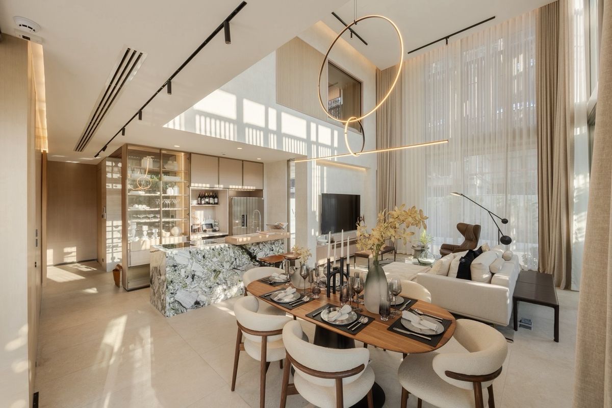 ขายบ้านอารีย์ อนุสาวรีย์ : 📢👇 บ้านเดี่ยว Superior Luxury 3.5 ชั้น ในย่าน อารีย์ พร้อมสระว่ายน้ำ และ lift ในบ้าน ได้รางวัล Best Interior Design จากงานประกวด Asia Architecture Design Award 2024 บ้านแบบประหยัด ติด solar cell ทั้งหลัง ใกล้BTS และ ทางขึ้นลงทางด่วน 