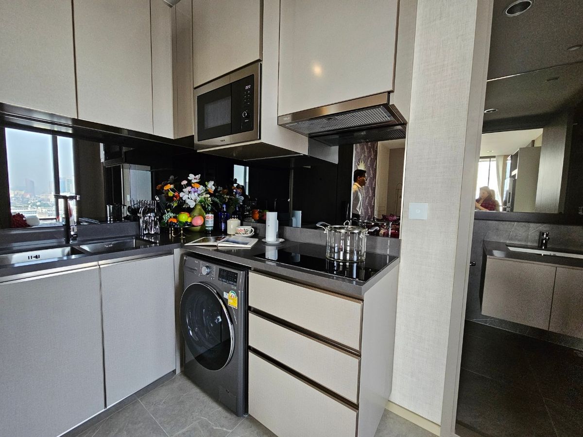 For SaleCondoRatchathewi,Phayathai : 2 bed close to Chulalongkorn University and BTS Victory monument station “The Extro Phayathai-Rangnam” 