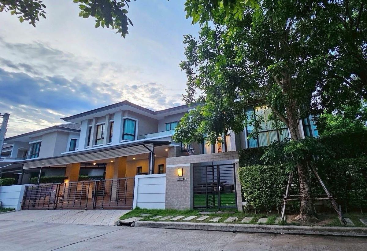 For SaleHousePinklao, Charansanitwong : Luxurious single house for sale, The City Pinklao-Borom Borom ❤️‍🔥 Reduced boiling 25 million BUIT-in, full 📞 088-9797878