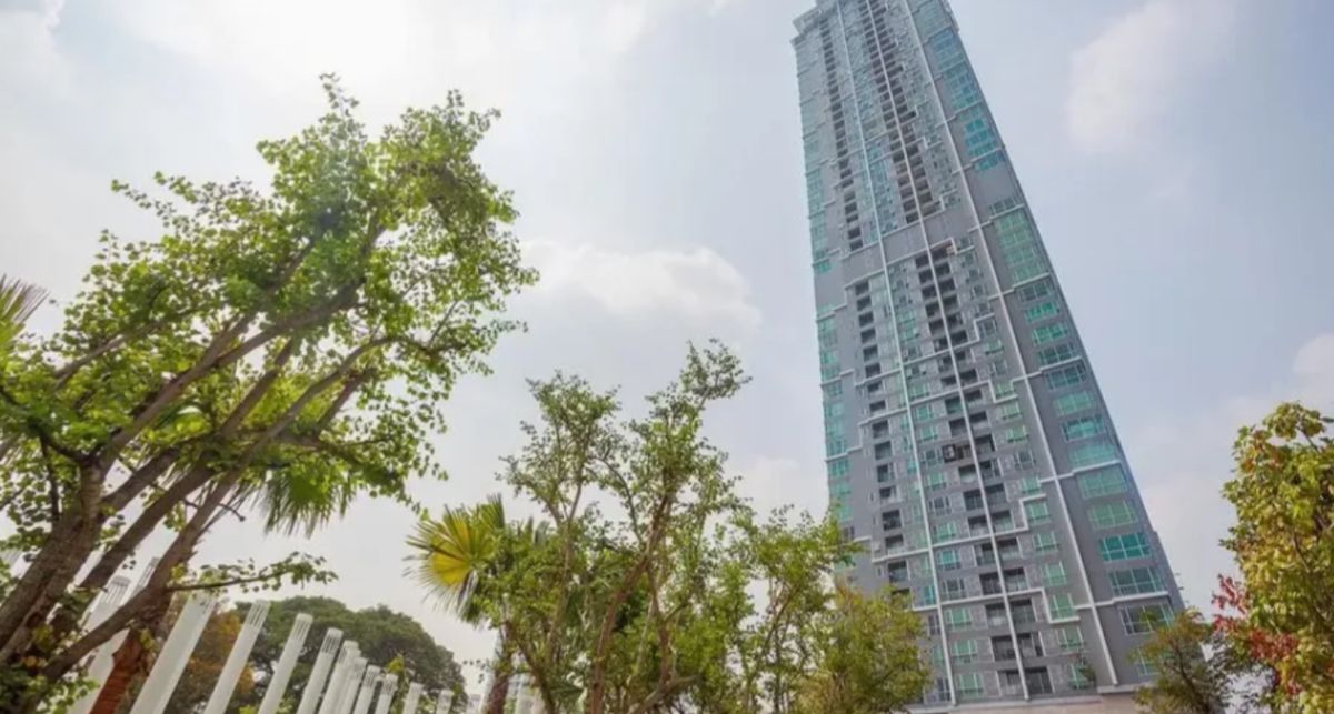 For SaleCondoSapankwai,Jatujak : The price can be down again! Rhythm Phahol - ARI is very good. The view is not blocked. The room is not hot, but the sun is very good. Interested contact 0876358339