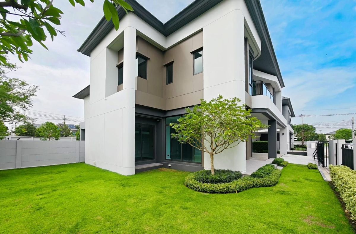 ขายบ้านแจ้งวัฒนะ เมืองทอง : 🏡ขาย | Bangkok Boulevard Chaengwattana - Chaiphruek โดย SC Asset Sylvia Model | 236 ตารางเมตร | 4 เตียง 4 ห้องน้ำ 2 ที่จอดรถ | ความหรูหราที่ทันสมัยใกล้กับ SISB International & amp; ทางด่วน🌟