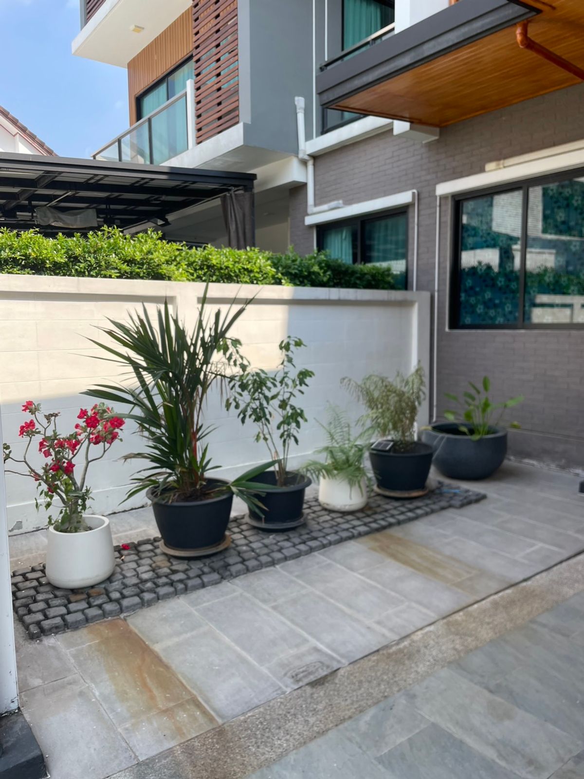 ขายบ้านลาดพร้าว101 แฮปปี้แลนด์ : Supalai Essence Ladprao (ศุภาลัย เอสเซ้นส์ ลาดพร้าว)