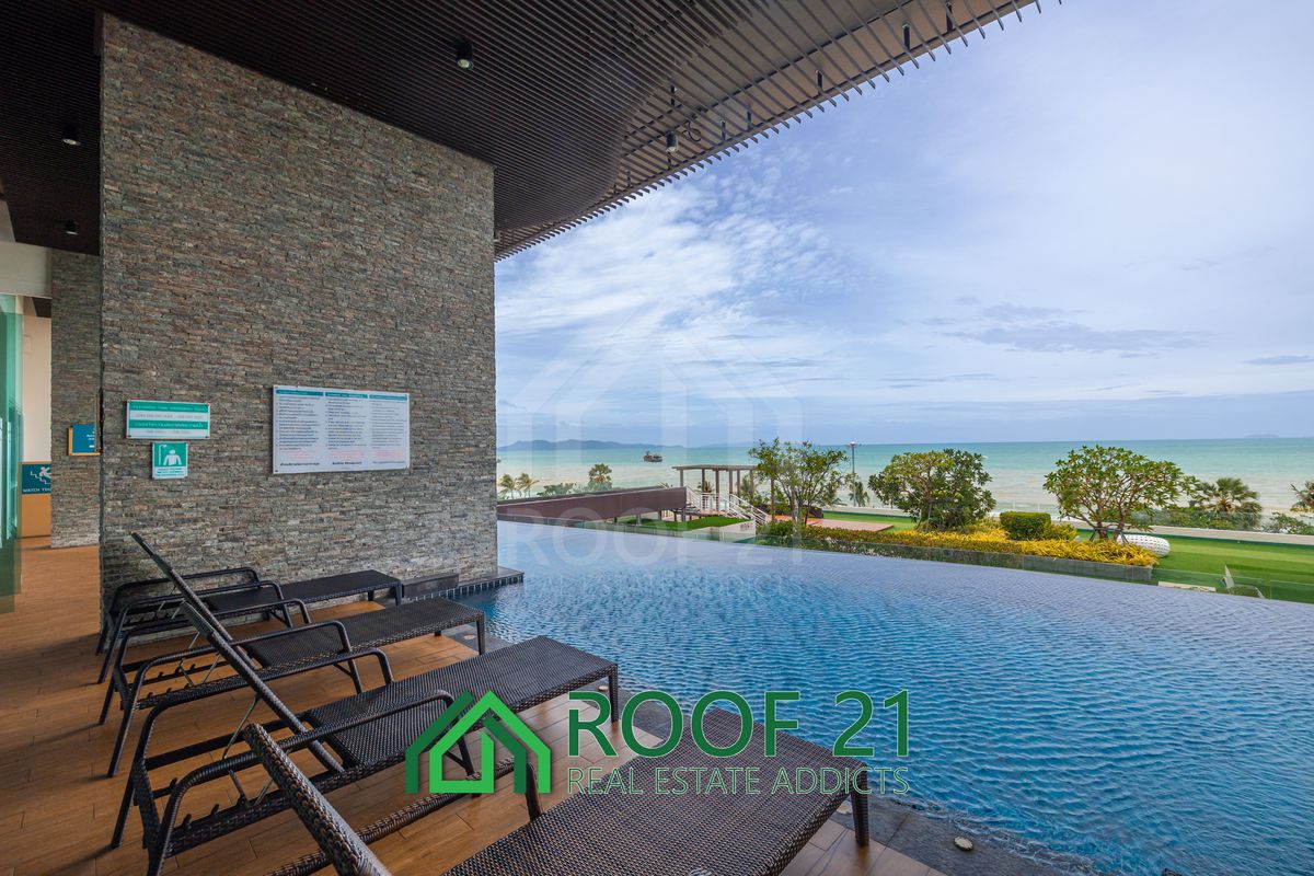 For SaleCondoPattaya, Bangsaen, Chonburi : Condo beach for sale! 2 bedroom room with beautiful sea view