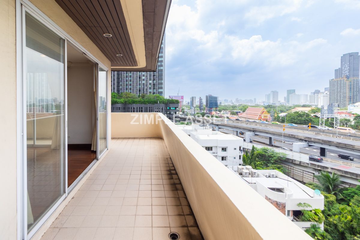 For RentWitthayu, Chidlom, Langsuan, Ploenchit : Line ID: @zimple_asset Apartment - condo style in Soi Nai Lert, Wireless Road. Spacious room, fully furnished, with fitness center and swimming pool. Pet friendly.🐶 Conveniently to transportation.