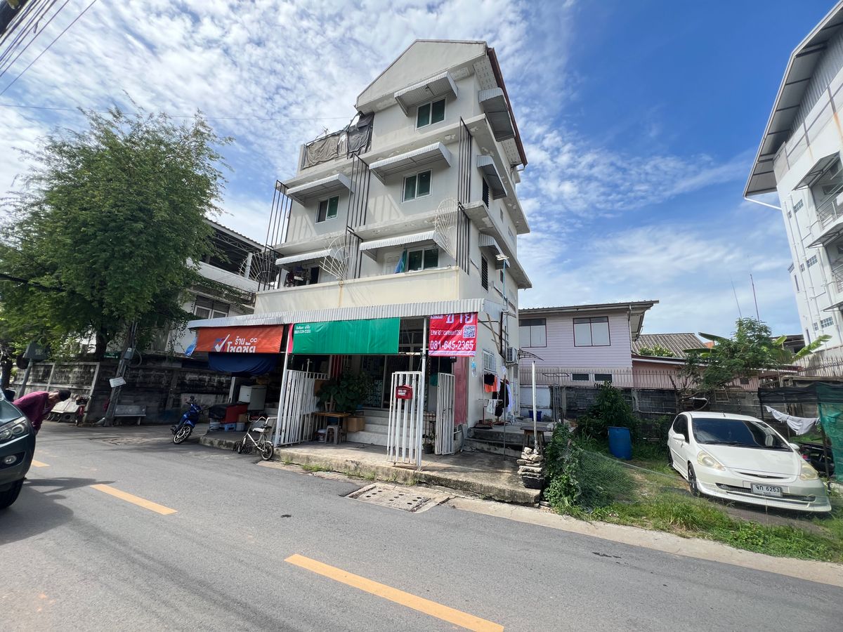 ขายบางนา แบริ่ง ลาซาล : ที่ดิน 50 วา บางนา-ตราด ซอย3 พร้อมสิ่งปลูกสร้าง