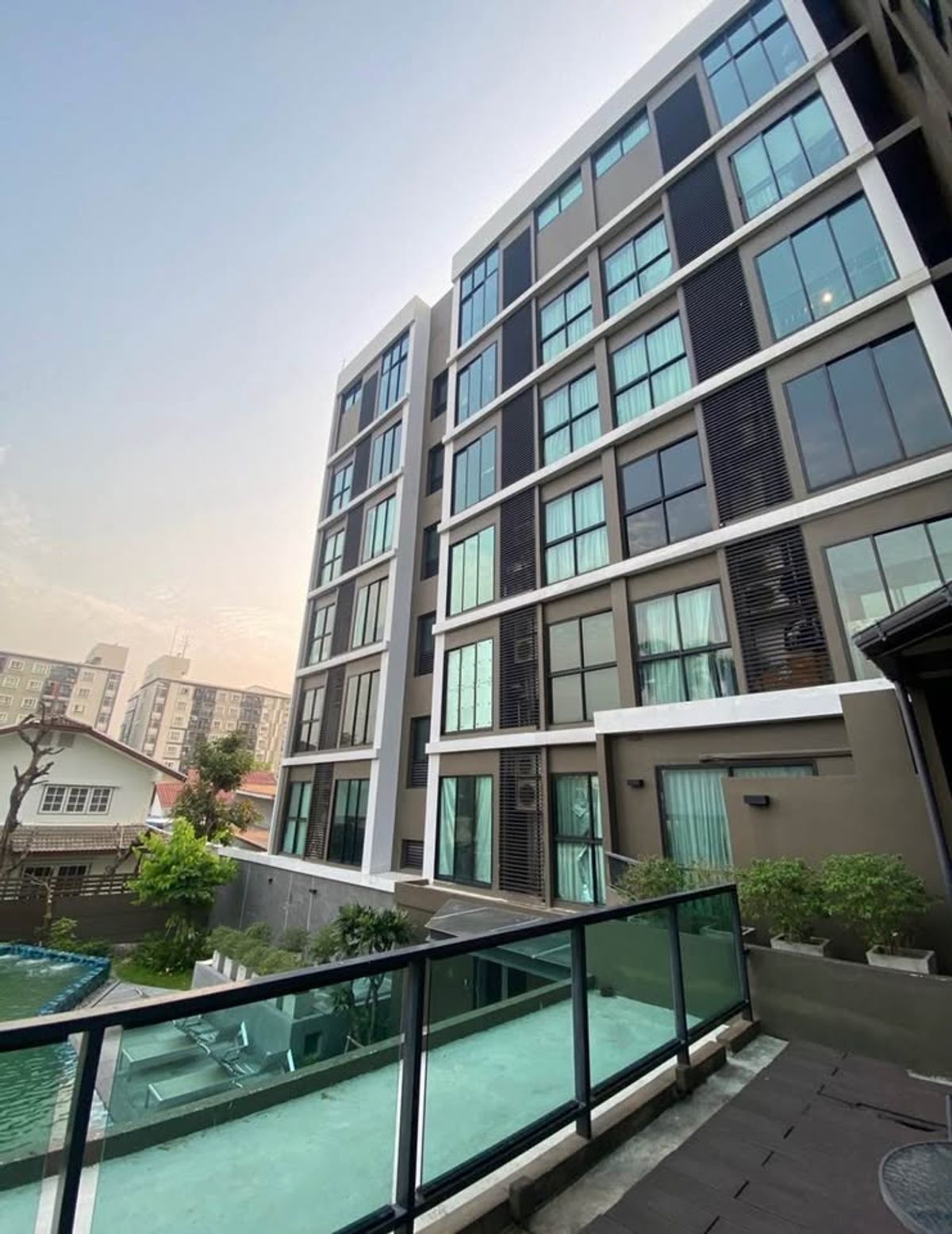 ขายคอนโดโชคชัย4 ลาดพร้าว71 : (19323) Living Nest Ladprao 44