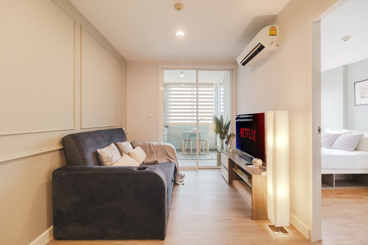 ให้เช่าคอนโดวิภาวดี ดอนเมือง หลักสี่ : 🚝Sucharee Life Condo สุชารี ไลฟ์ ห้องรีโนเวทใหม่! ให้เช่าระยะสั้น ใกล้รถไฟฟ้าสายสีแดง+สีชมพู ใกล้ศูนย์ราชการแจ้งวัฒนะ–สนามบินดอนเมือง– Brand New Renovated Unit Short-Term Rental  Just 700 meters to Red & Pink BTS Lines | Near Government Complex Chaeng