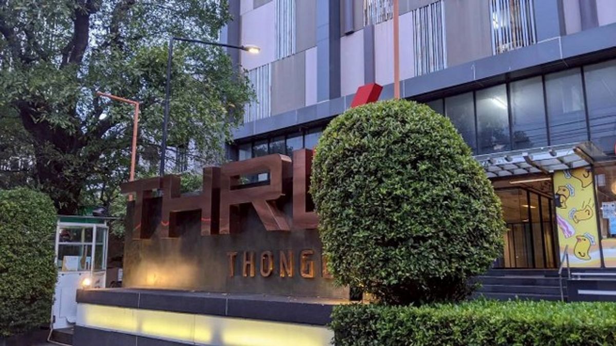 For SaleCondoRama9, Petchburi, RCA : Condo for sale Thru Thonglor (True Thonglor) 36.09 sq.m. on the 6th floor on Petchburi Road-Sukhumvit, near BTS Thonglor, MRT, Phetchaburi, Airport Link, Makkasan, Bang Kapi Subdistrict, Huai Khwang District, Bangkok
