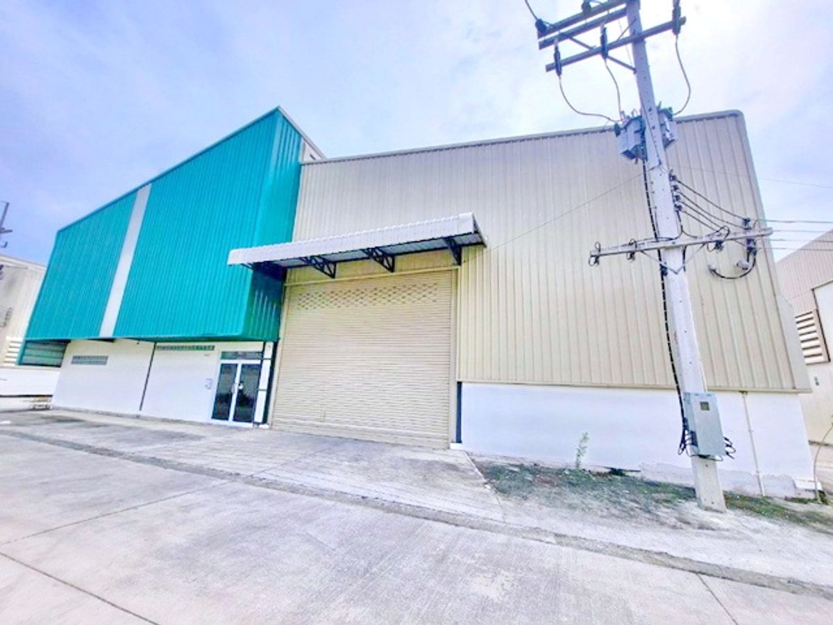 For RentWarehousePattaya, Bangsaen, Chonburi : Amata Industrial Estate Chonburi DonHuaLo Robinson Chonburi Amata 1.3km. Warehouse for rent with off