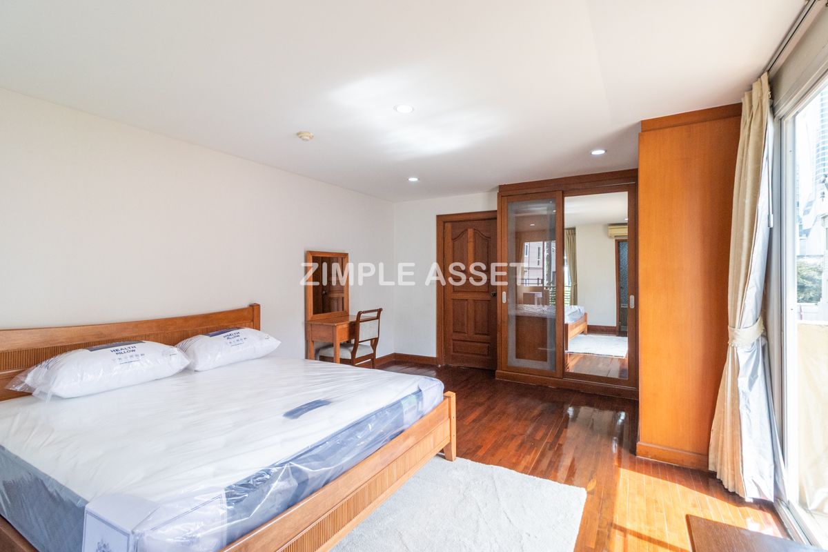 For RentWitthayu, Chidlom, Langsuan, Ploenchit : Line ID: @zimple_asset Apartment - condo style in Soi Nai Lert, Wireless Road. Spacious room, fully furnished, with fitness center and swimming pool. Pet friendly.🐶 Conveniently to transportation.