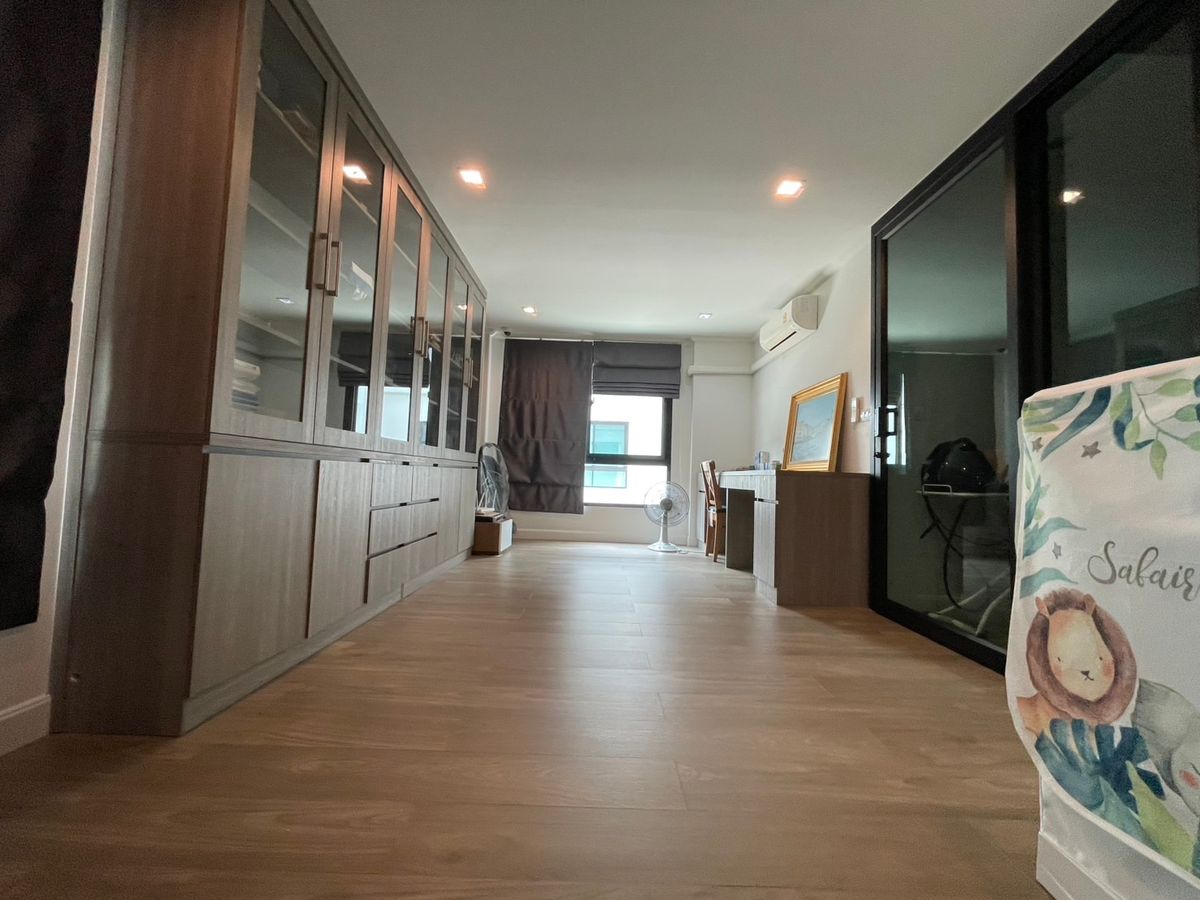 ขายบ้านลาดพร้าว101 แฮปปี้แลนด์ : Supalai Essence Ladprao (ศุภาลัย เอสเซ้นส์ ลาดพร้าว)