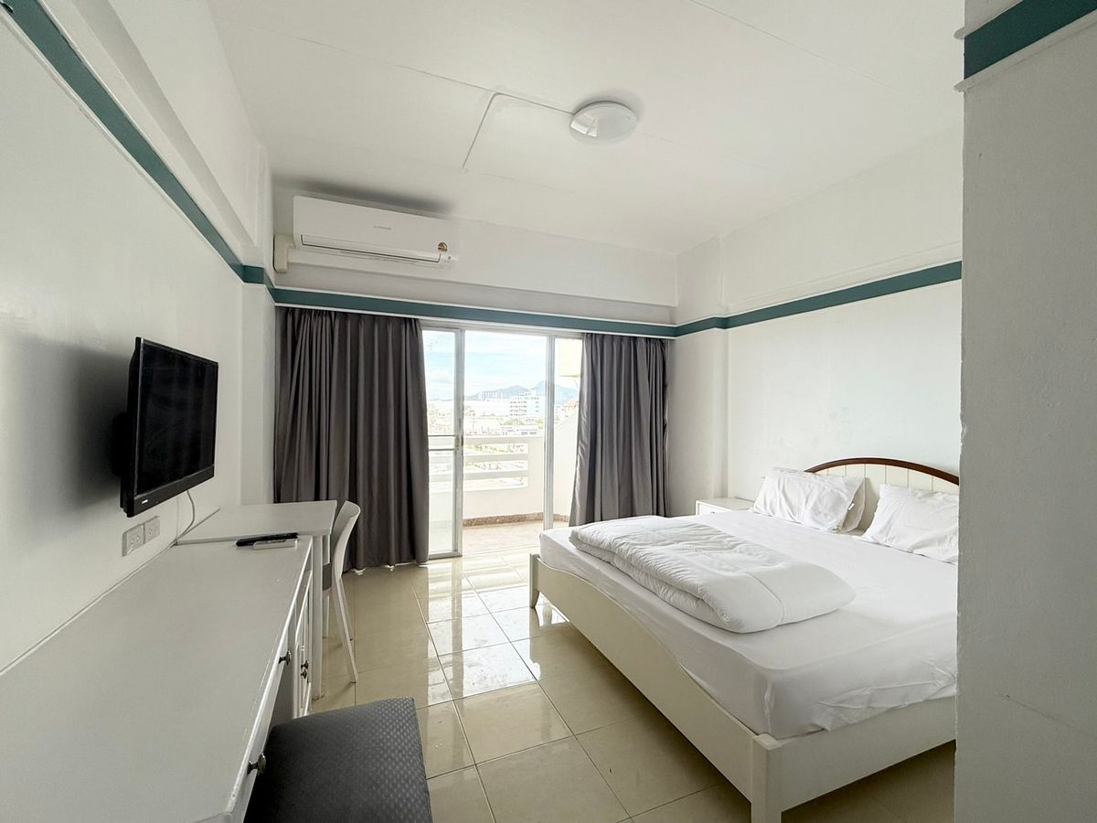 ให้เช่าคอนโดหัวหิน ประจวบคีรีขันธ์ : ให้เช่าคอนโดเชน หัวหิน ชั้น 4  ห้องสวยทำใหม่พร้อมเข้าอยู่