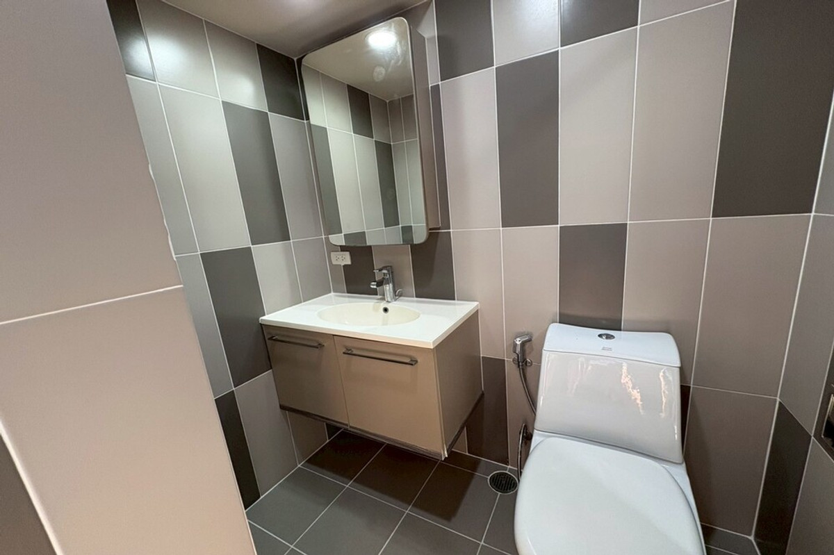 For SaleCondoSapankwai,Jatujak : 🔥 Sale with tenant !! 🔥 Code C20240900069..........Onyx Phaholyothin, 1 bedroom Loft, 1 bathroom, high floor 10++, furnished, Special Deal!!📣📣