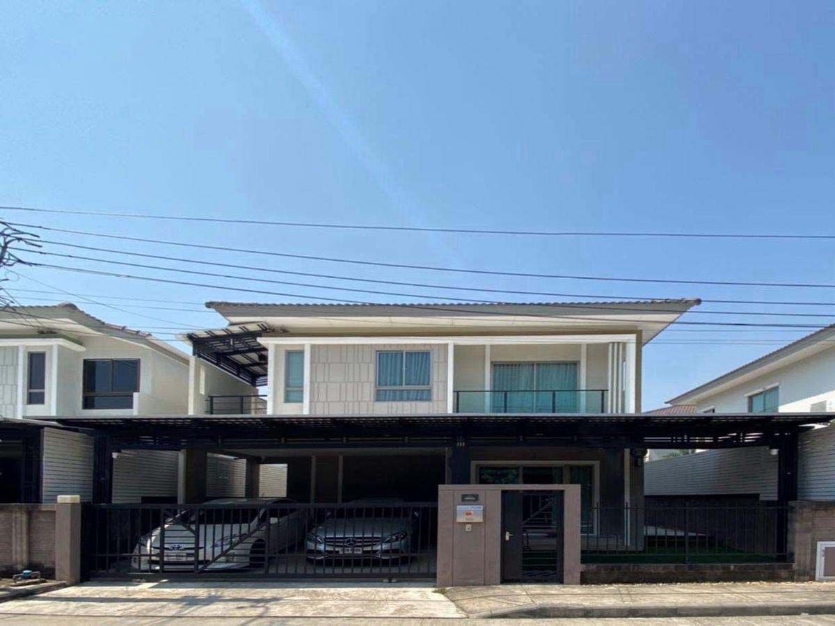 บ้านพัฒนาการ ศรีนครินทร์ : ขายและให้เช่า บ้านเดี่ยว 2 ชั้น พร้อมเฟอร์นิเจอร์ ตกแต่งสวยงาม ย่านพัฒนาการ-ศรีนครินทร์ ใกล้โลตัส​ พัฒนาการ เพียง 2.4 กม.