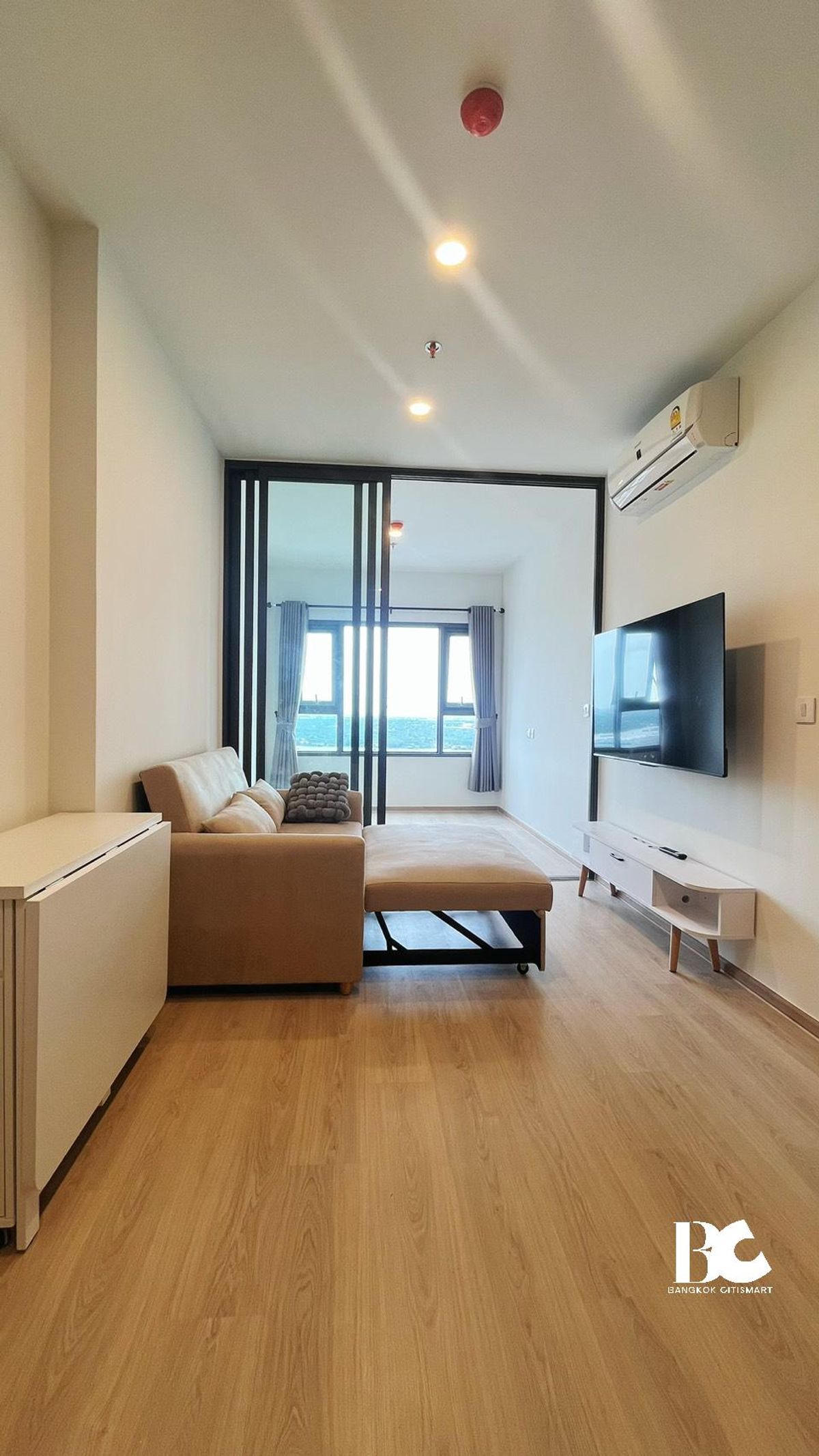 ให้เช่าคอนโดคลองเตย กล้วยน้ำไท : ⚜️ Best price 1 bedroom for rent Life rama4 - asoke ⚜️