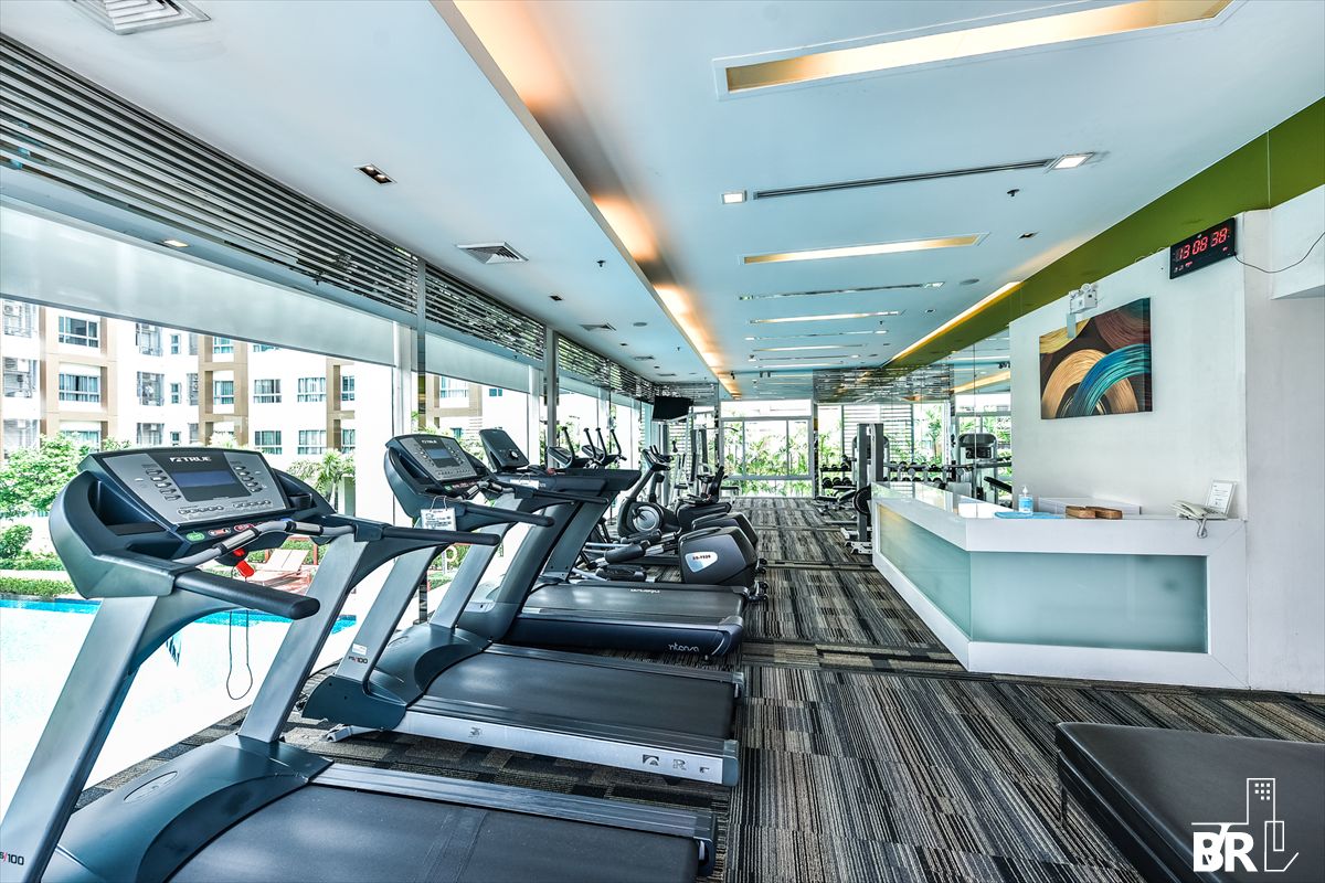 For SaleCondoWongwianyai, Charoennakor : 🚀 Special Price! Prime Location , Q House Condo Sathorn near BTS  Krung Thon Buri