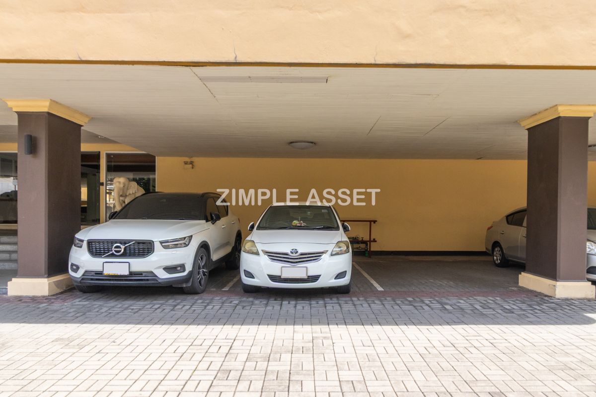 For RentWitthayu, Chidlom, Langsuan, Ploenchit : Line ID: @zimple_asset Apartment - condo style in Soi Nai Lert, Wireless Road. Spacious room, fully furnished, with fitness center and swimming pool. Pet friendly.🐶 Conveniently to transportation.