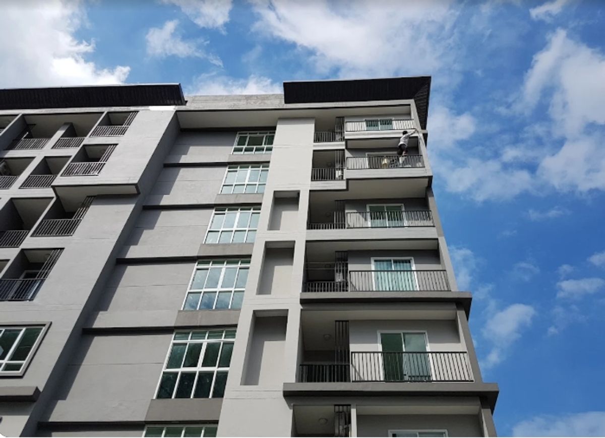 ขายคอนโดลาดกระบัง สุวรรณภูมิ : (MK023) Pluksa Thani Fifth Condotel