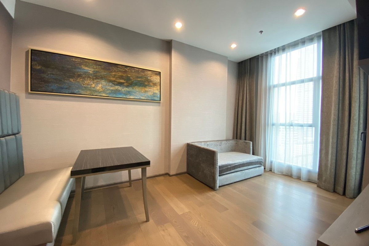 For SaleCondoSathorn, Narathiwat : 🔥 For Sale !!🔥 Code C20230900614..........The Diplomat Sathorn, 1 bedroom, 1 bathroom, high floor 19++, furnished, SELL AT LOSSl!!📣📣