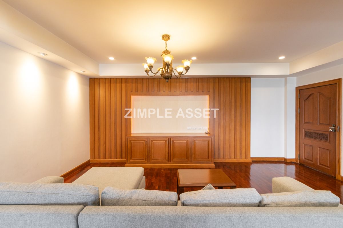 For RentWitthayu, Chidlom, Langsuan, Ploenchit : Line ID: @zimple_asset Apartment - condo style in Soi Nai Lert, Wireless Road. Spacious room, fully furnished, with fitness center and swimming pool. Pet friendly.🐶 Conveniently to transportation.