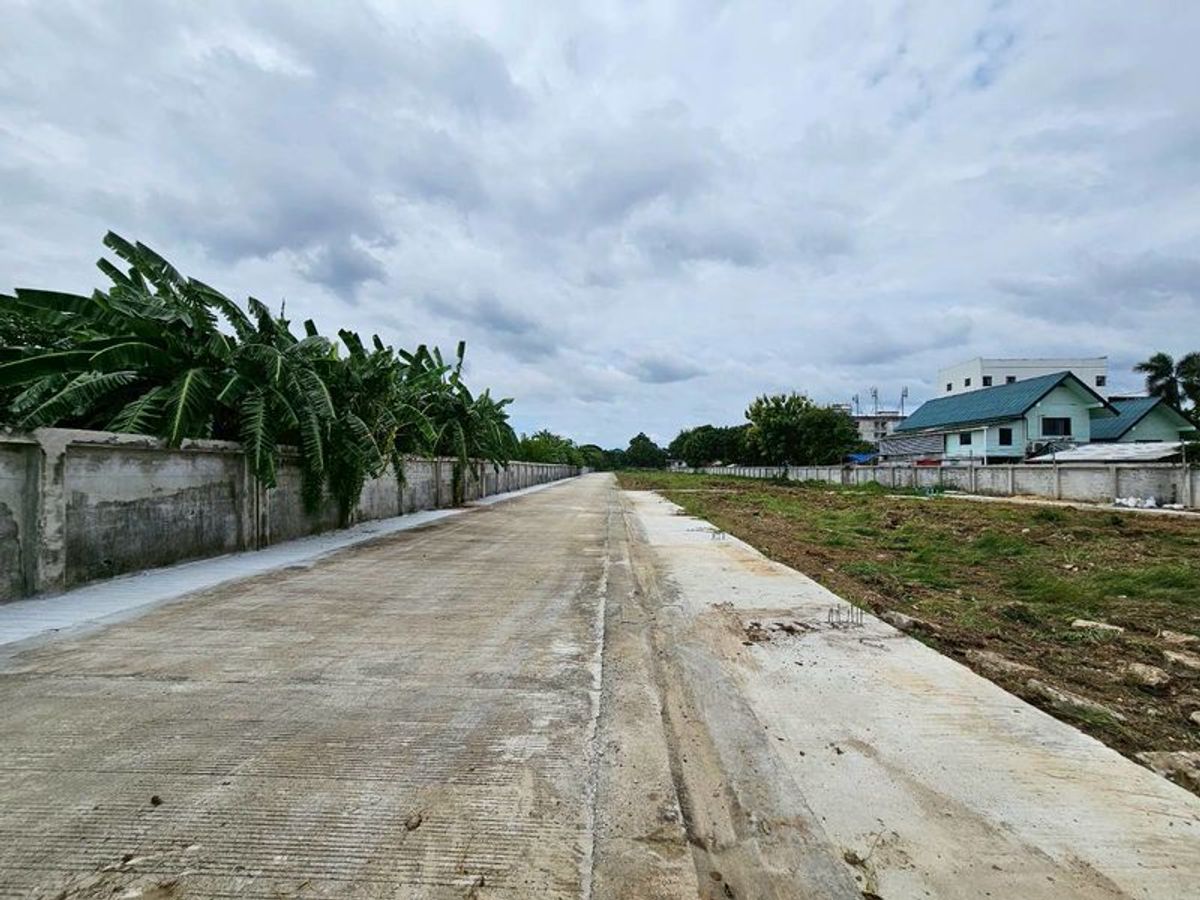 ให้เช่าโกดังนวมินทร์ รามอินทรา : ให้เช่า โกดัง สร้างใหม่ 960 ตร.ม. รามอินทรา – มีนบุรี ใกล้รถไฟฟ้า แขวงมีนบุรี เขตมีนบุรี กรุงเทพมหานคร 