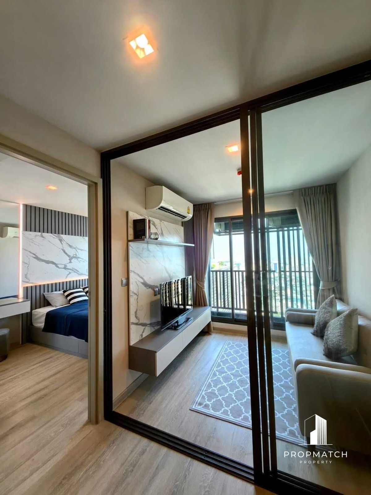 ให้เช่าคอนโดลาดพร้าว เซ็นทรัลลาดพร้าว : ✨Flash Deal ✨Life Ladprao ( 1Bed 1Bath 35SQM.) แต่งครบพร้อมอยู่ !! เพียง 25,000 บาทต่อเดือน Tel.0981315848 @propmatch