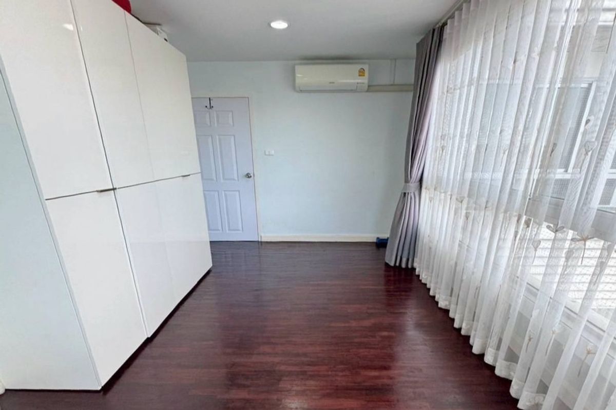 For SaleCondoRama3 (Riverside),Satupadit : 🔥 For Sale !!🔥 Code C20221203443..........River Heaven, 2 bedroom, 1 bathroom, high floor 13++, furnished, Built-in kitchen, Special Deal!!📣📣