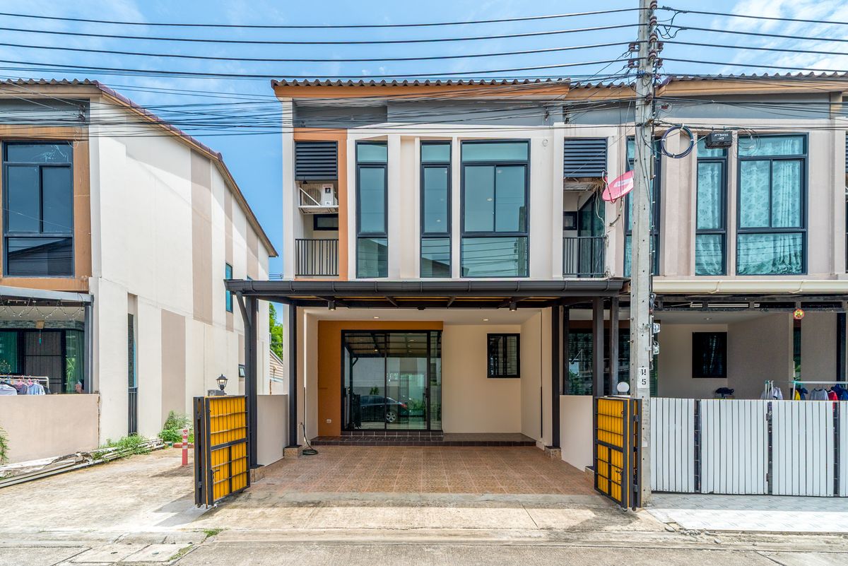 ขายทาวน์โฮมพระราม 5 ราชพฤกษ์ บางกรวย : โครงการ My Place ติวานนท์-ปากเกร็ด 56 รีโนเวทใหม่ พร้อมย้ายเข้าอยู่ 