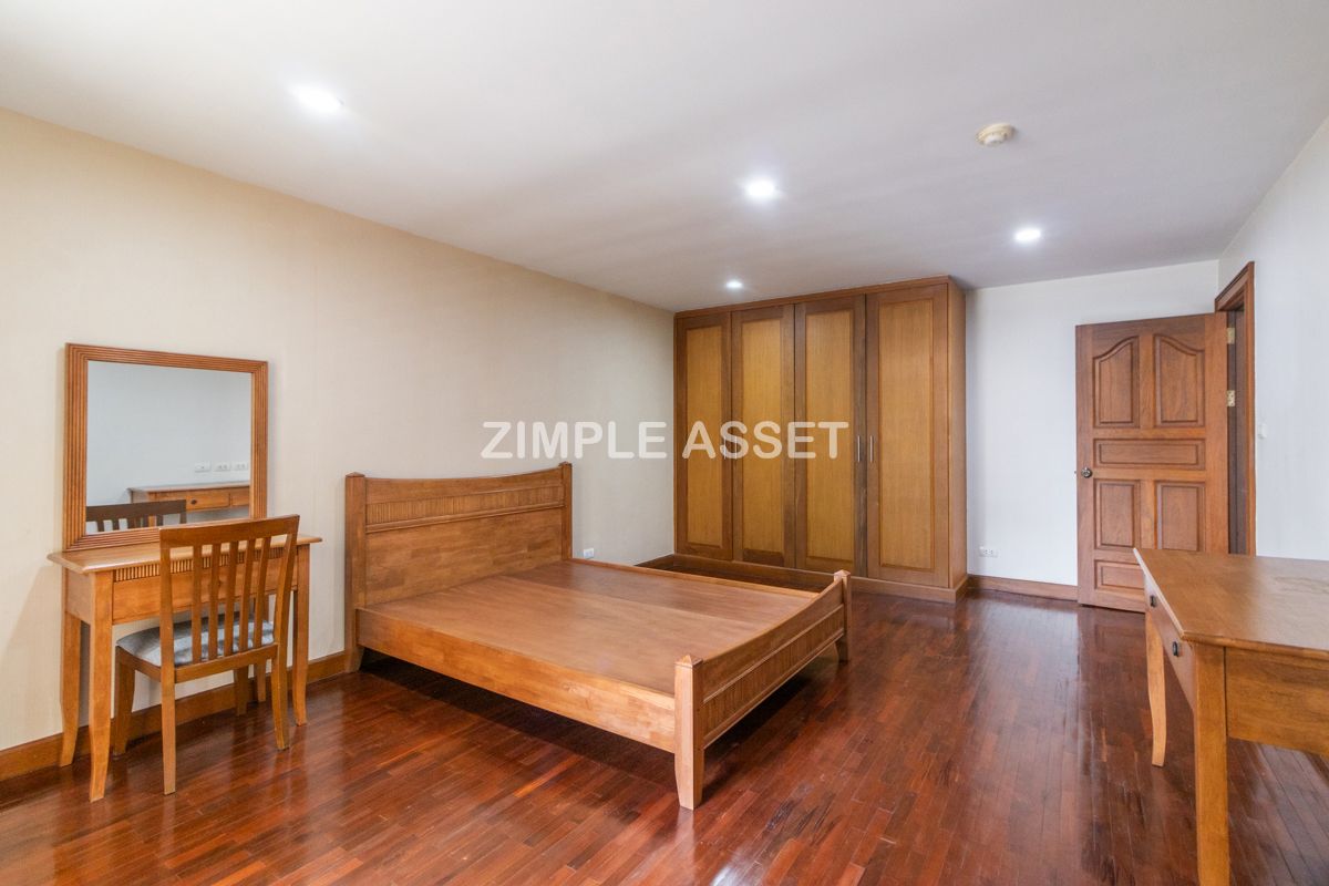 For RentWitthayu, Chidlom, Langsuan, Ploenchit : Line ID: @zimple_asset Apartment - condo style in Soi Nai Lert, Wireless Road. Spacious room, fully furnished, with fitness center and swimming pool. Pet friendly.🐶 Conveniently to transportation.
