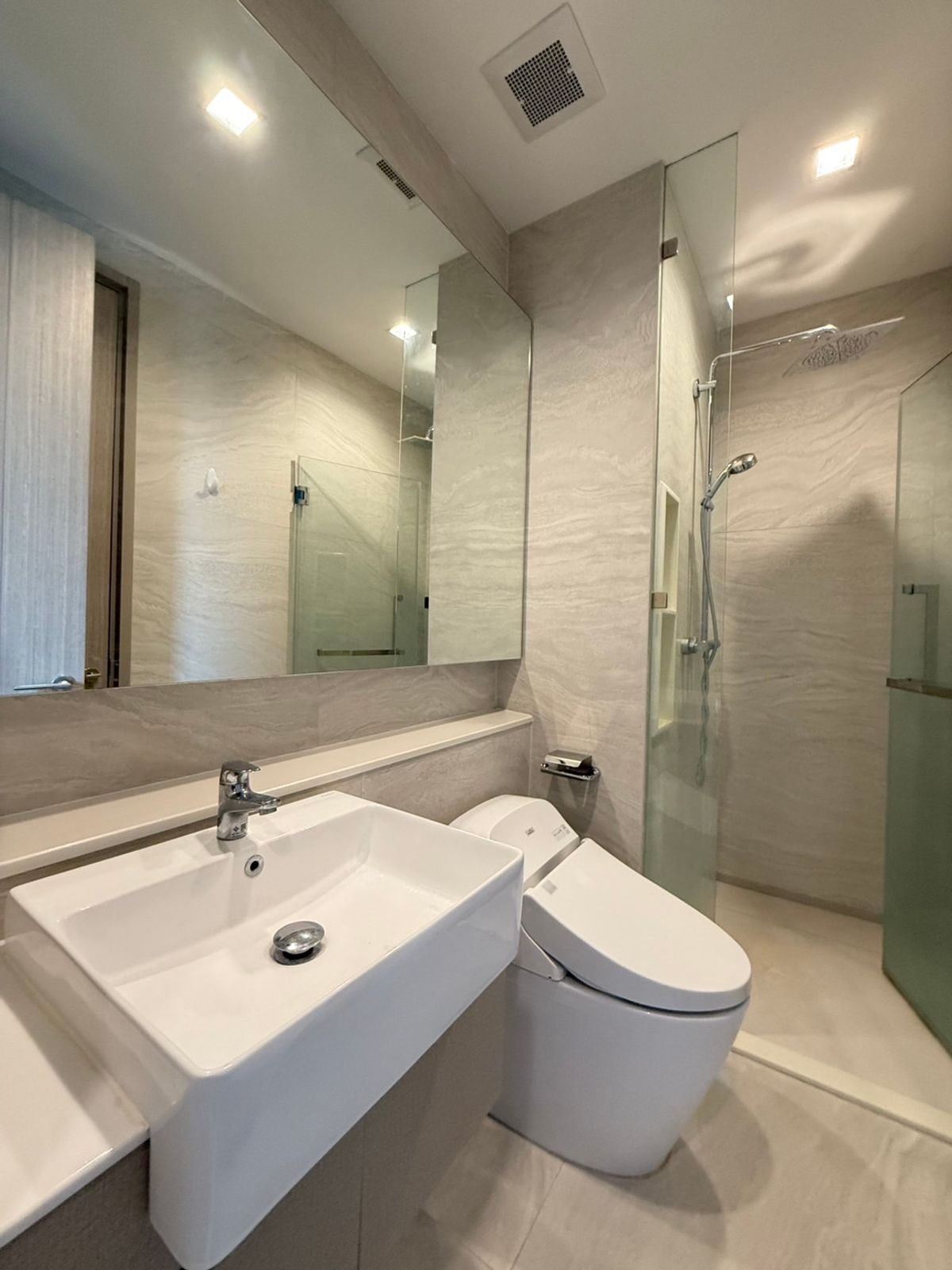 ให้เช่าคอนโดราชเทวี พญาไท : ⚜️ Rare Unit LUXURY 2 bedrooms for rent The Address siam-ratchathewi ⚜️